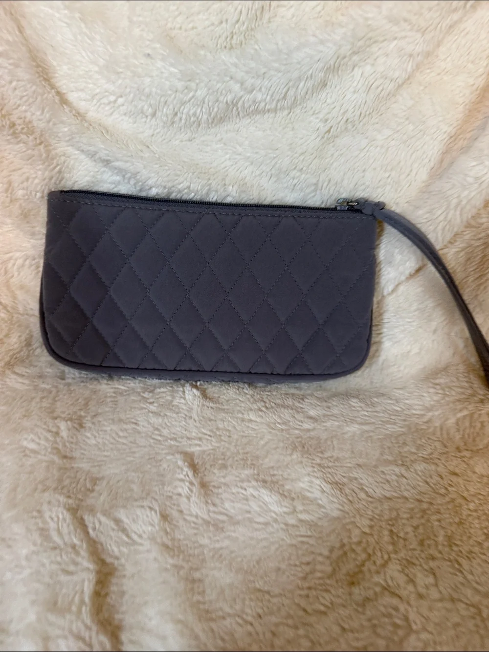 Vera Bradley Gray Quilted Microfiber Wristlet Travel Preppy Vegan 15245-158